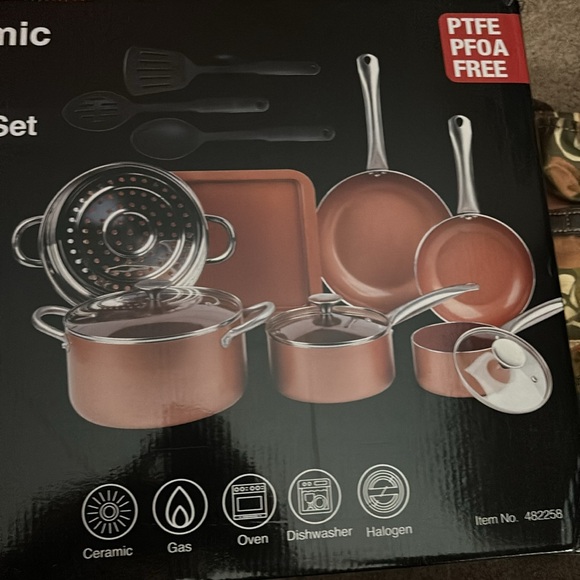 13 piece ceramic Non-Stick Copper Cookwarere new original packing and packaging - Picture 3 of 6